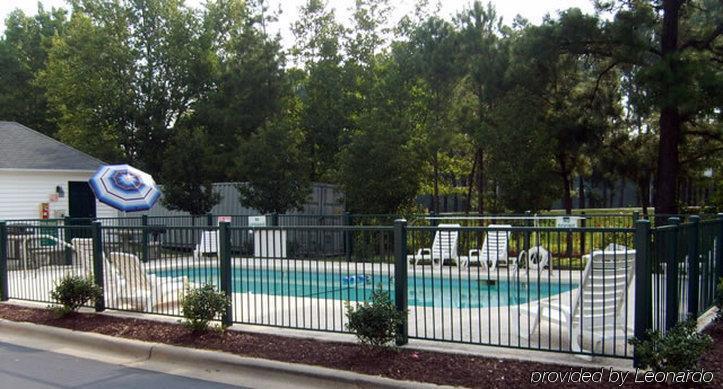 Red Roof Inn & Suites Wilson Facilidades foto