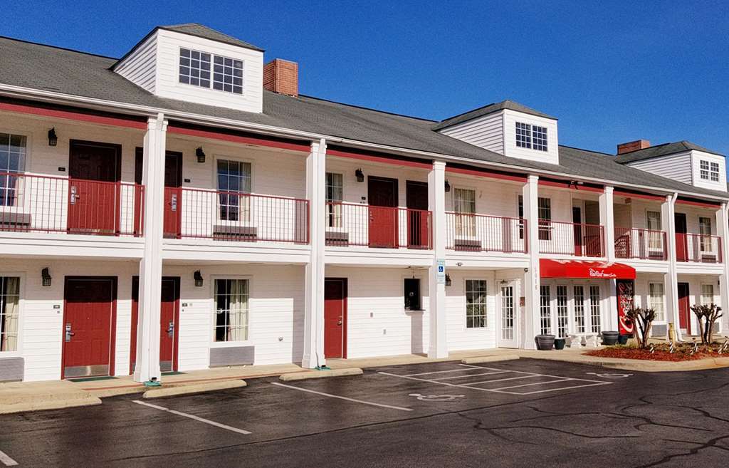 Red Roof Inn & Suites Wilson Exterior foto